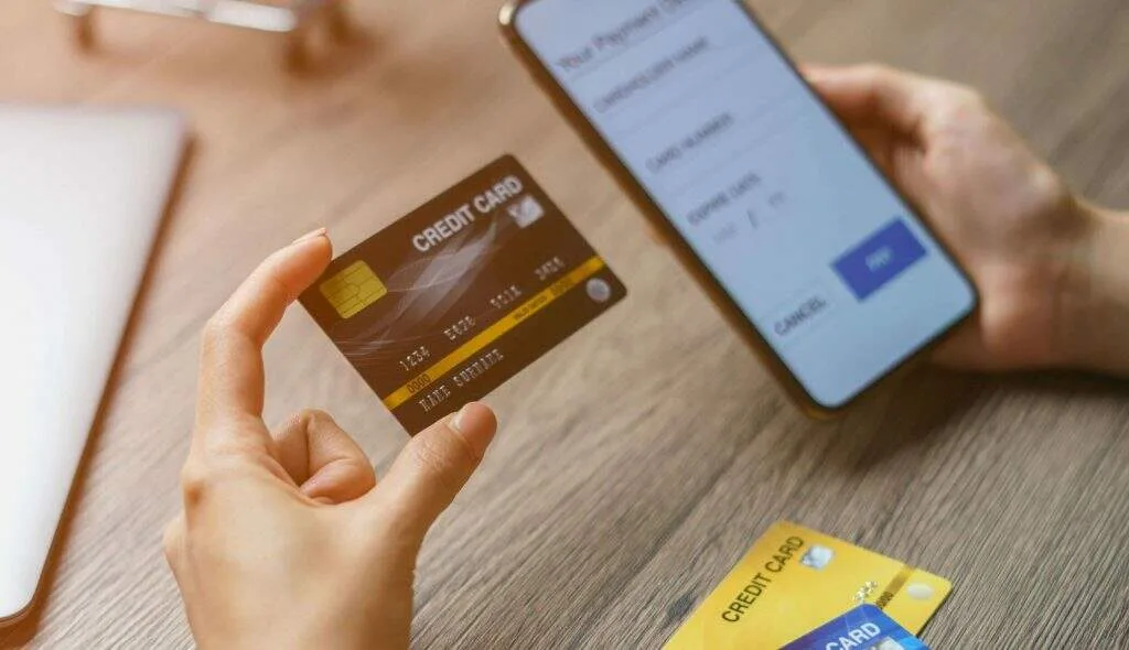 experiencia-mobile-em-lojas-online-de-produtos-de-beleza-2500x1440