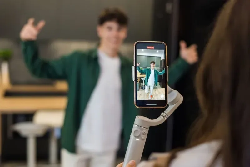 influcner-como-vender-no-tiktok-guia-completo-800x534